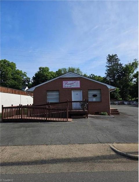 18 S Talbert Boulevard Lexington NC 27292