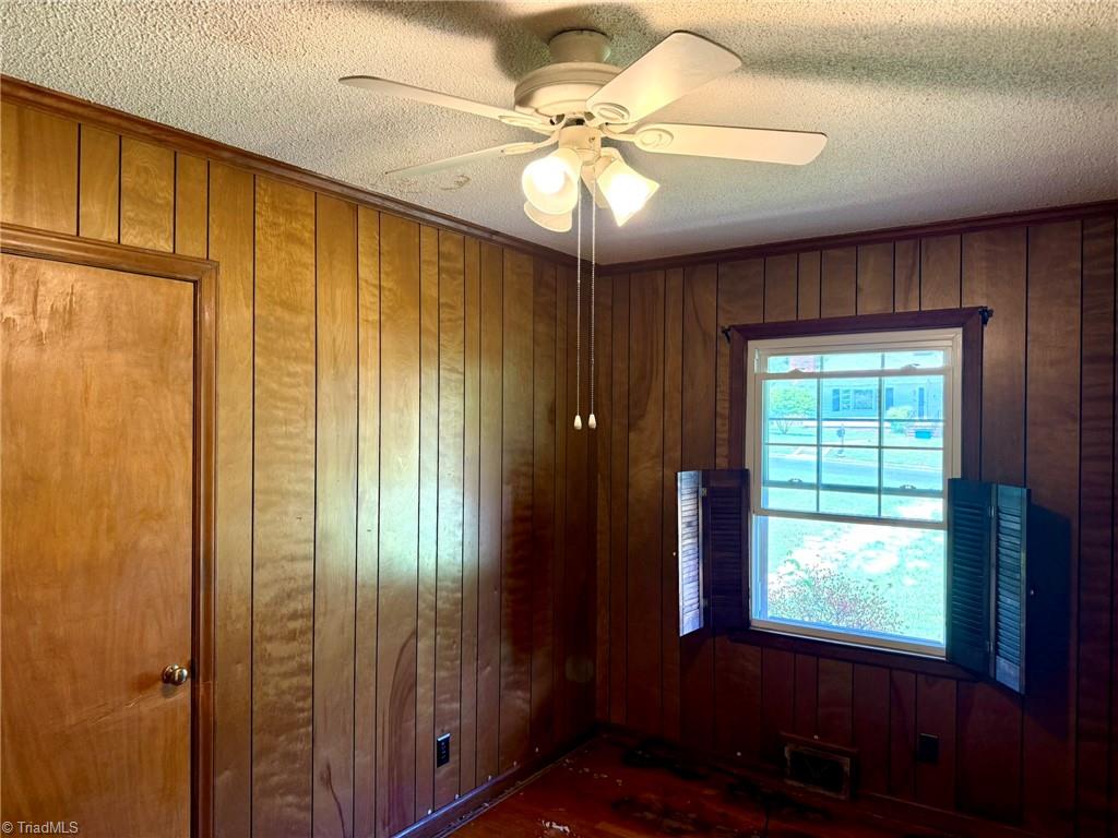 615 Paris Street, Graham, North Carolina image 10