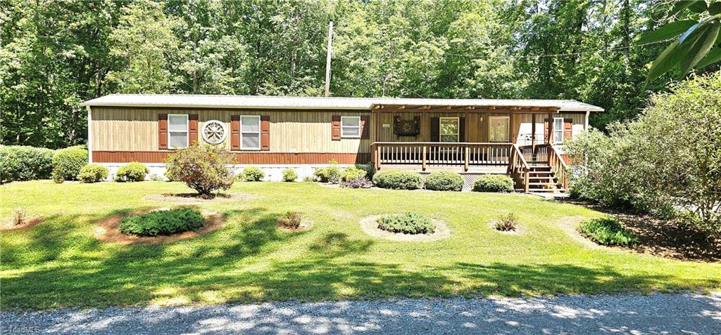 217 8th Avenue, New London, North Carolina image 1