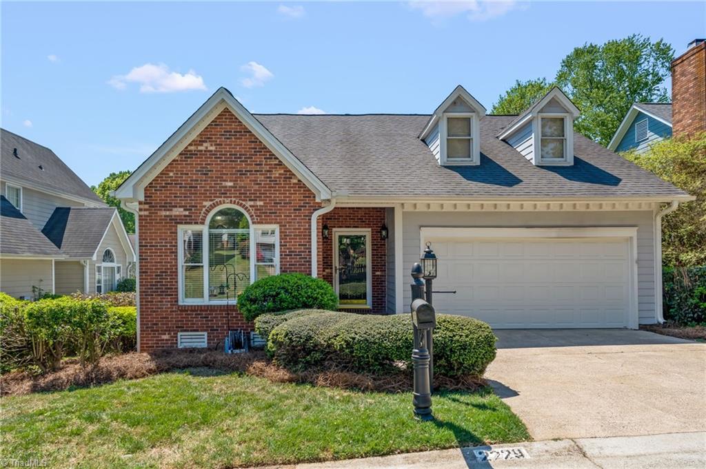 Photo of 2229 King George Court, Winston-Salem, NC 27103 (MLS # 1214495)