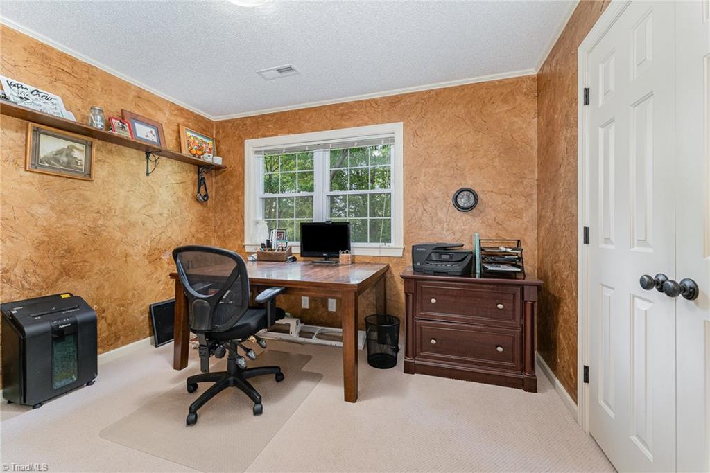 629 Chesham Drive, Kernersville, North Carolina image 18