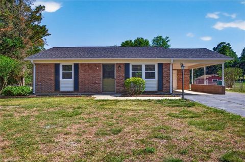 Homes For Sale - 1285 Meadowbrook Drive<br/> King, NC 27021