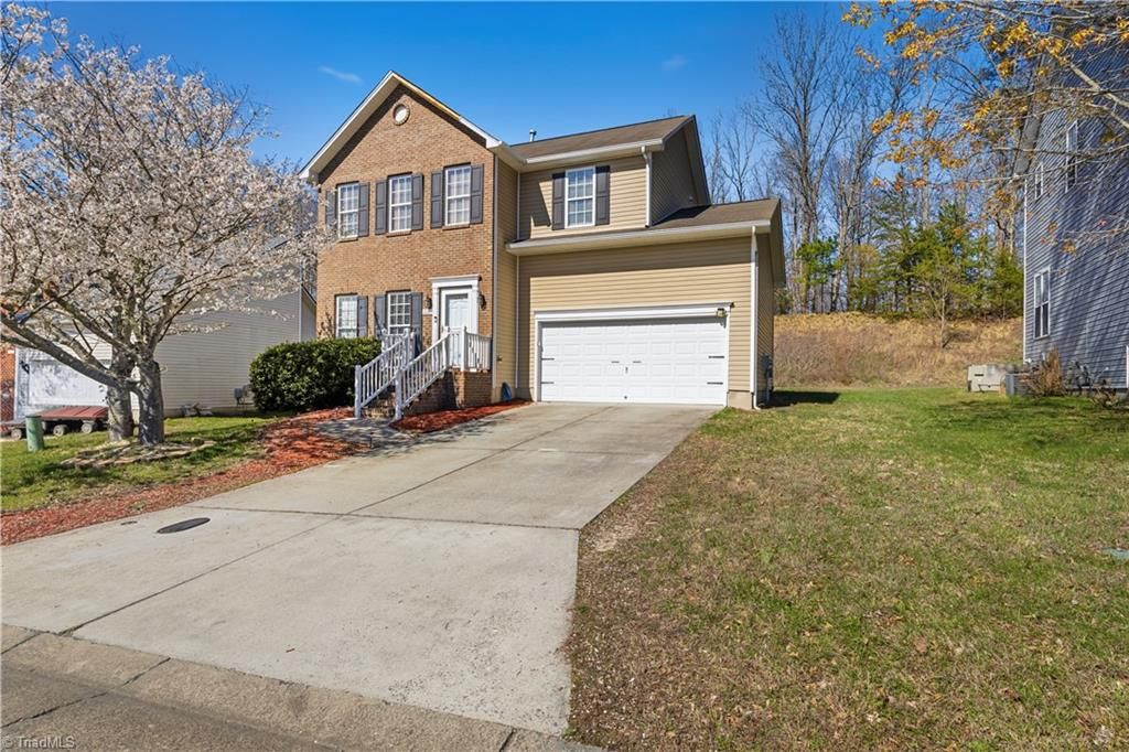Photo of 3047 Canterbury Park Drive, Winston-Salem, NC 27127 (MLS # 1212656)