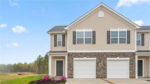 Homes For Sale - 811 Gaelic Drive<br/> Gibsonville, NC 27249