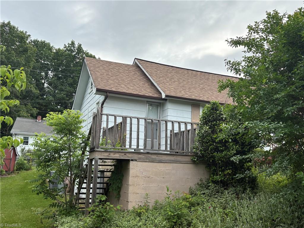 223 Flint Hill Road, North Wilkesboro, North Carolina image 2