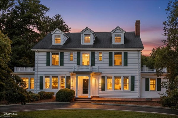 317 HIGHLAND DR, EDEN, NC 27288 - Image f2fc8581dcdb0a5e8a5795a94fb6befb/1369545620