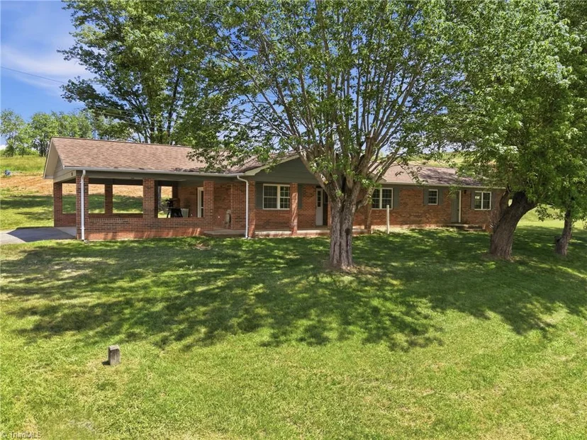 954-1 Parsonsville Road, photo 1 of 45