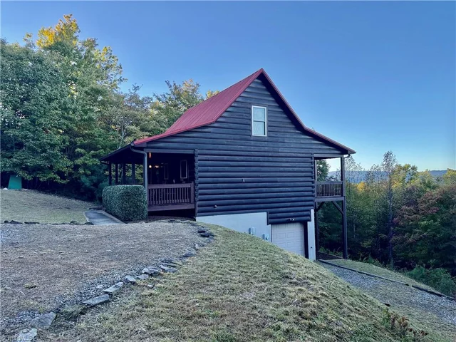 196 Pisgah Lane, photo 4 of 27