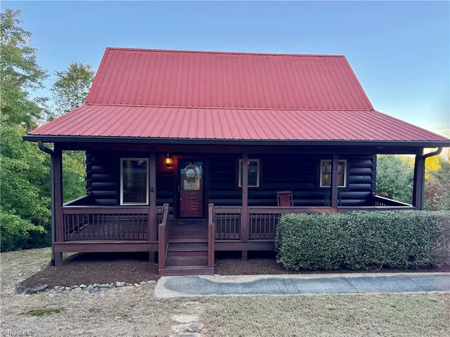 196 Pisgah Lane, photo 2 of 27