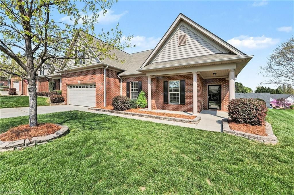 Photo of 535 Trillium Place Drive, Kernersville, NC 27284 (MLS # 1214044)