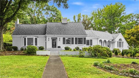 Homes For Sale - 3400 Starmount Drive<br/> Greensboro, NC 27403