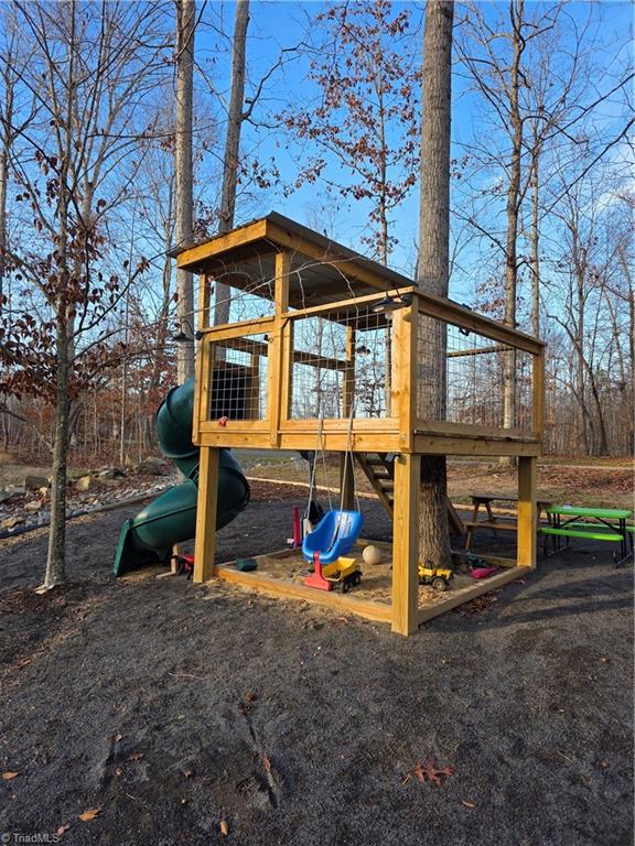 1071 Pine Knoll Drive