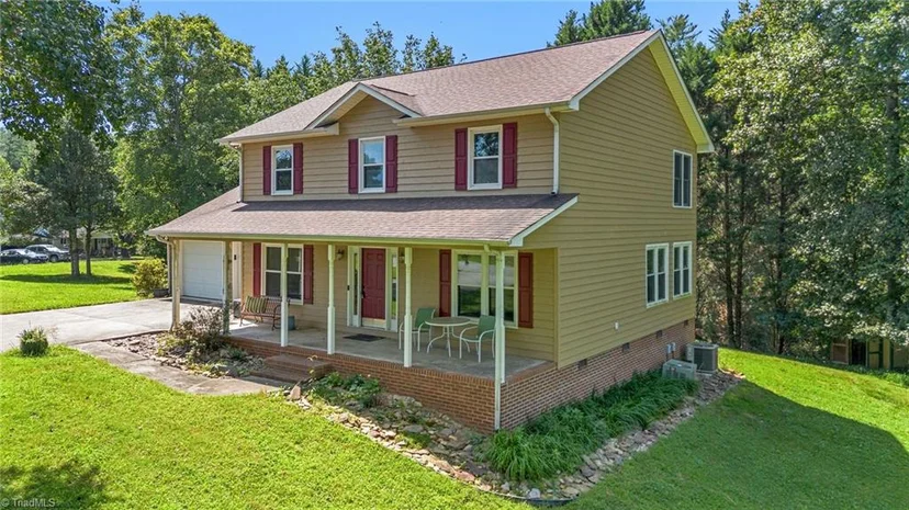 117 Goshen Terrace, photo 1 of 36