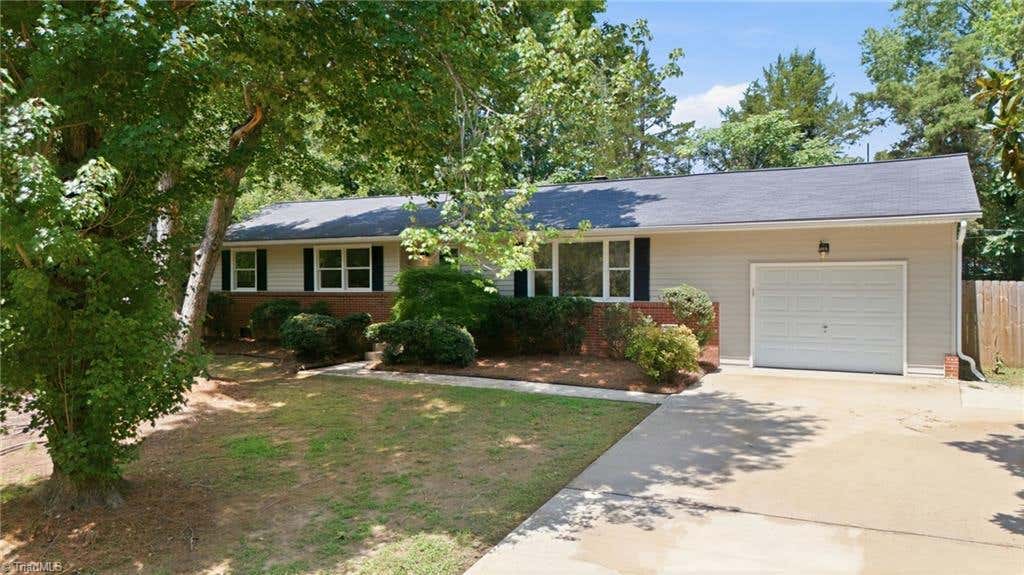 Photo of 2112 Kello Drive, Greensboro, NC 27455 (MLS # 1229676)