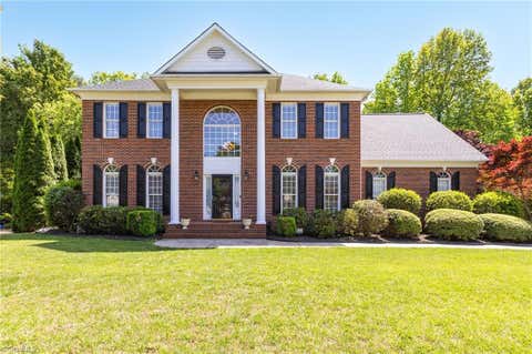 Homes For Sale - 3807 Middlebury Way<br/> Greensboro, NC 27410
