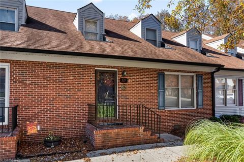 327 Wynnewood Drive Archdale NC 27263