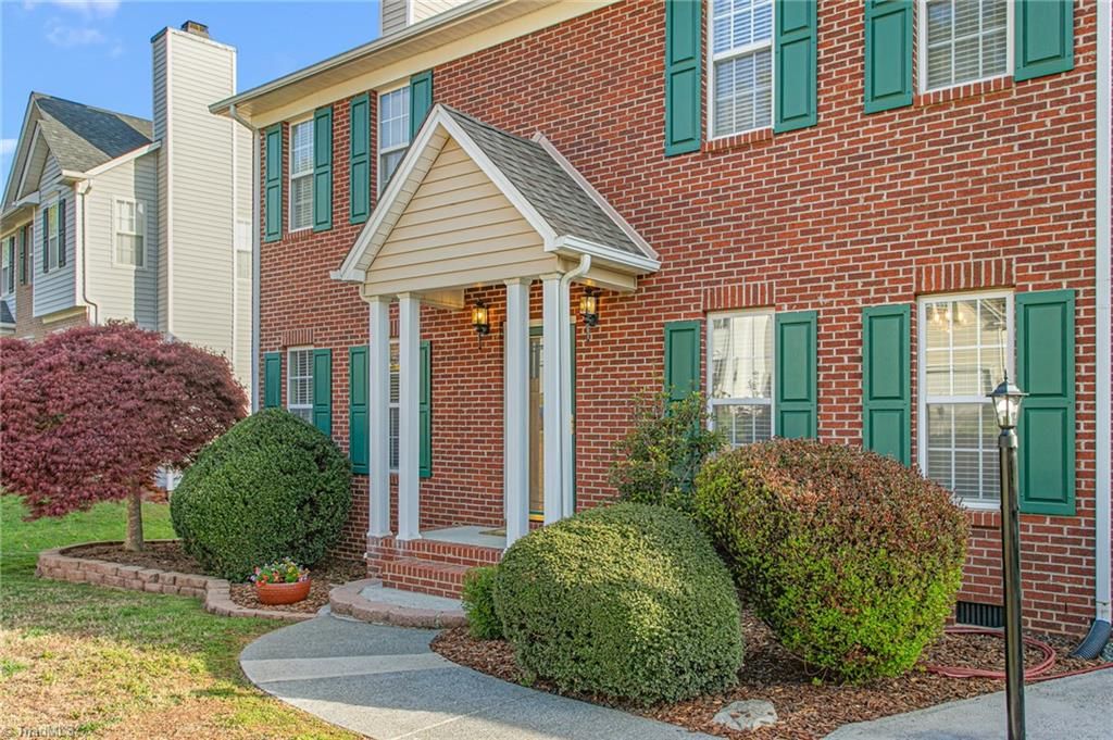 Photo of 1317 Salem Crossing Road, Kernersville, NC 27284 (MLS # 1213653)