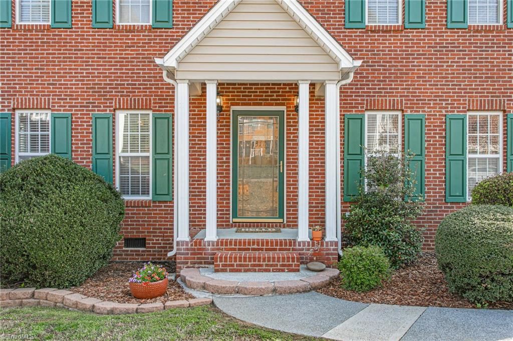 Photo of 1317 Salem Crossing Road, Kernersville, NC 27284 (MLS # 1213653)