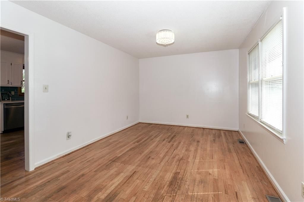 Photo of 753 Stoney Lane, Statesville, NC 28625 (MLS # 1214011)