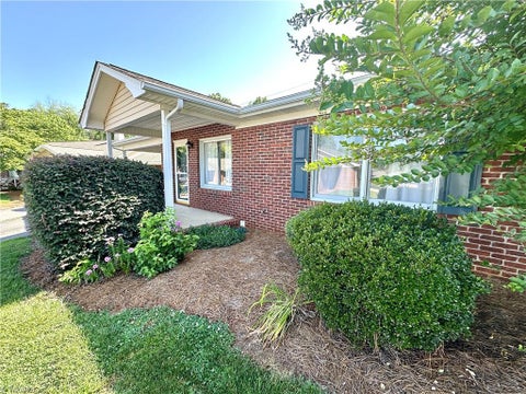 Condo For Sale - 2023 N Main Street #B<br/> Mount Airy, NC 27030