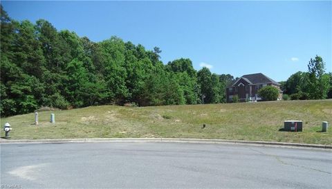 Vacant Land For Sale - 4704 Deidre Tyler Court<br/> Greensboro, NC 27406
