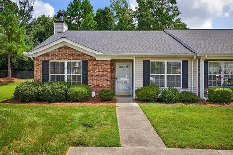 Photo for 301 Chesapeake Lane