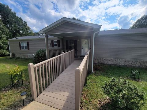 A home in Mount Airy