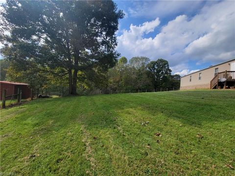 A home in Mount Airy