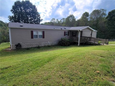 A home in Mount Airy