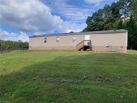 A home in Mount Airy