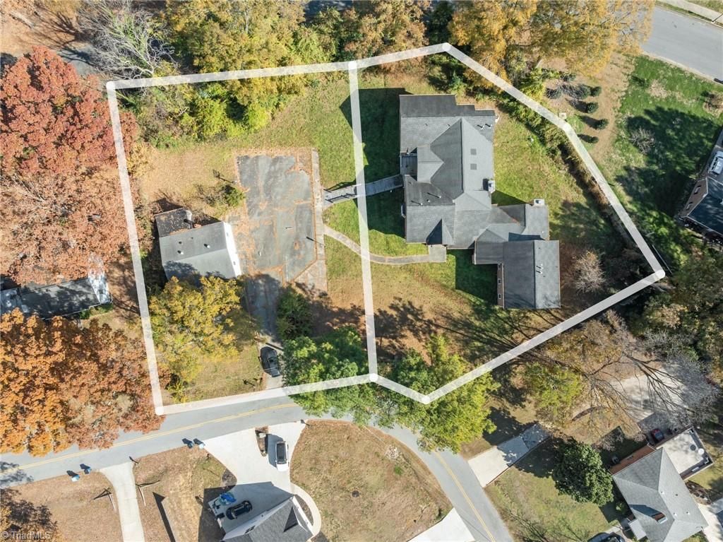 Photo of 28112809 Roland Road, Greensboro, NC 28407 (MLS # 1202370)