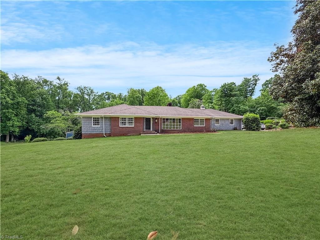 Photo of 1101 Woodland Boulevard, Wilkesboro, NC 28697 (MLS # 1221862)