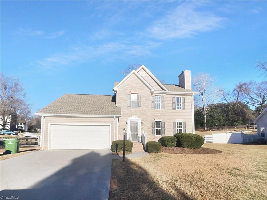 Photo of 1536 Ballard Court, Kernersville, NC 27284 (MLS # 1206264)