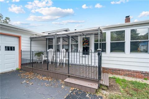 A home in Mount Airy