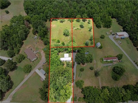 Mobile Home For Sale - 527 Riverview Road<br/> Lexington, NC 27292