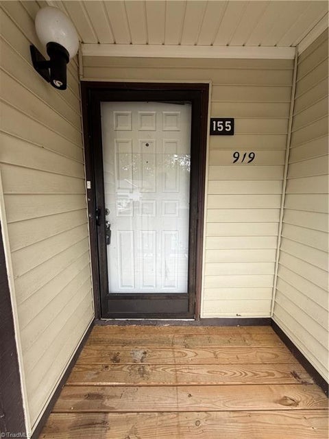 Condo For Sale - 919 Ridge Court #155<br/> Winston-Salem, NC 27107