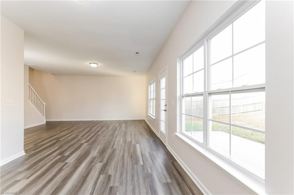 2729 Quail Oaks Drive