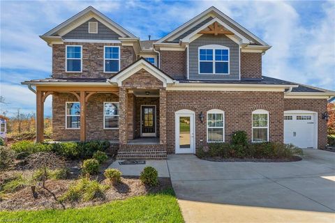 A home in Stokesdale