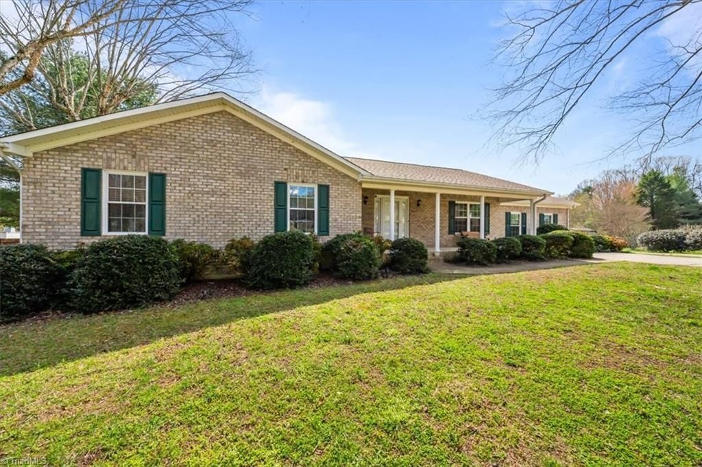 Photo of 8997 Pepper Ridge Court, Oak Ridge, NC 27310 (MLS # 1212154)