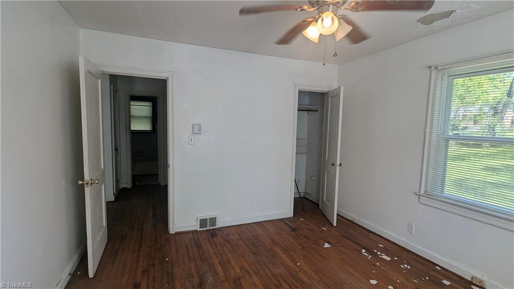 2806 Robin Hood Drive, Greensboro, North Carolina image 18