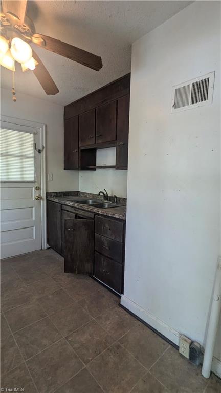 2806 Robin Hood Drive, Greensboro, North Carolina image 34