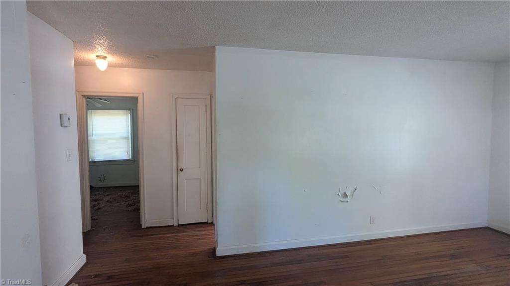 2806 Robin Hood Drive, Greensboro, North Carolina image 30