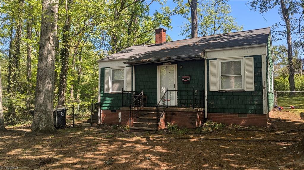2806 Robin Hood Drive, Greensboro, North Carolina image 2