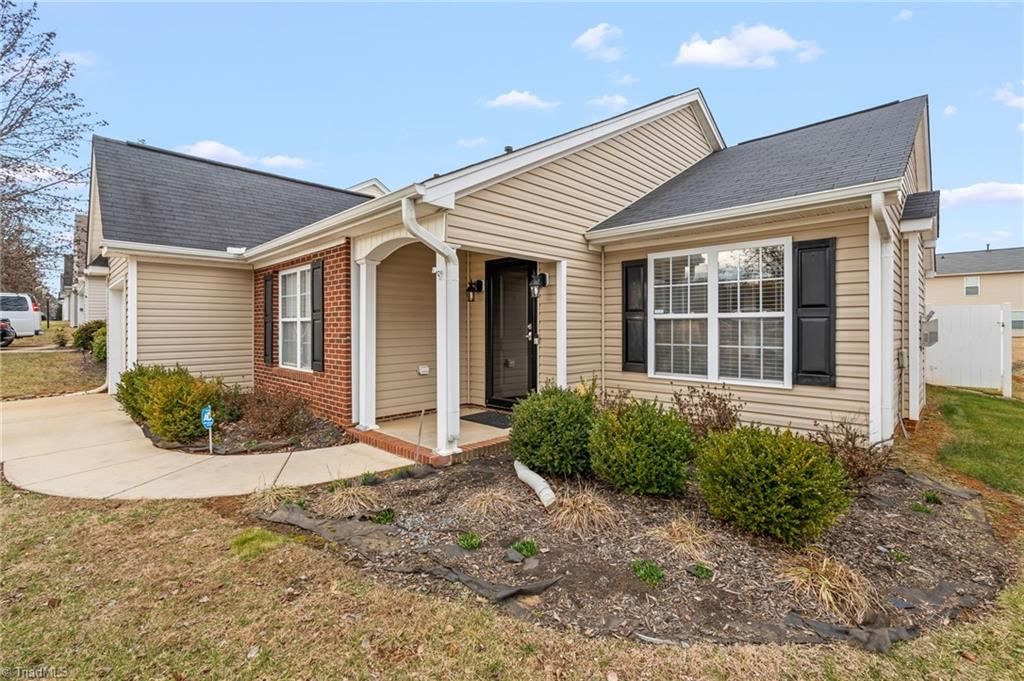 Photo of 1623 Faircrest Lane, Greensboro, NC 27406 (MLS # 1207644)