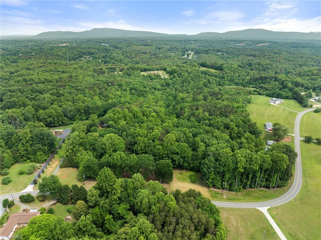 1099 Slate Road, King, North Carolina image 1