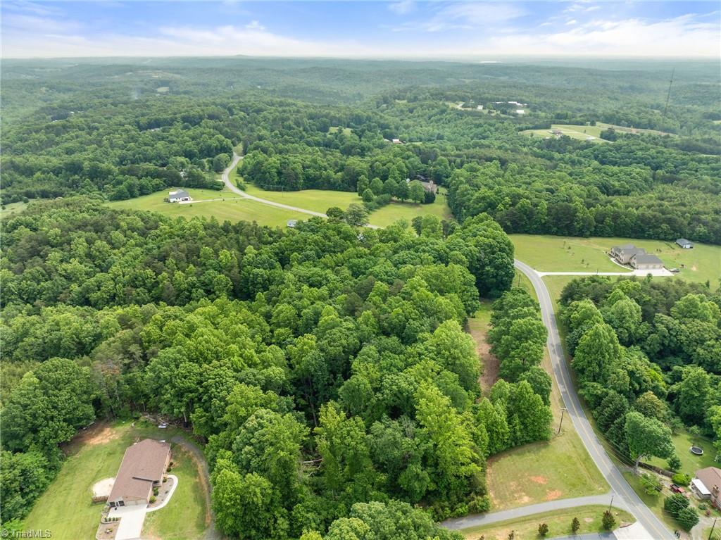 1099 Slate Road, King, North Carolina image 9