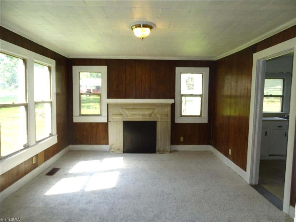 Photo of 307 Goforth Drive, Thomasville, NC 27360 (MLS # 1229413)