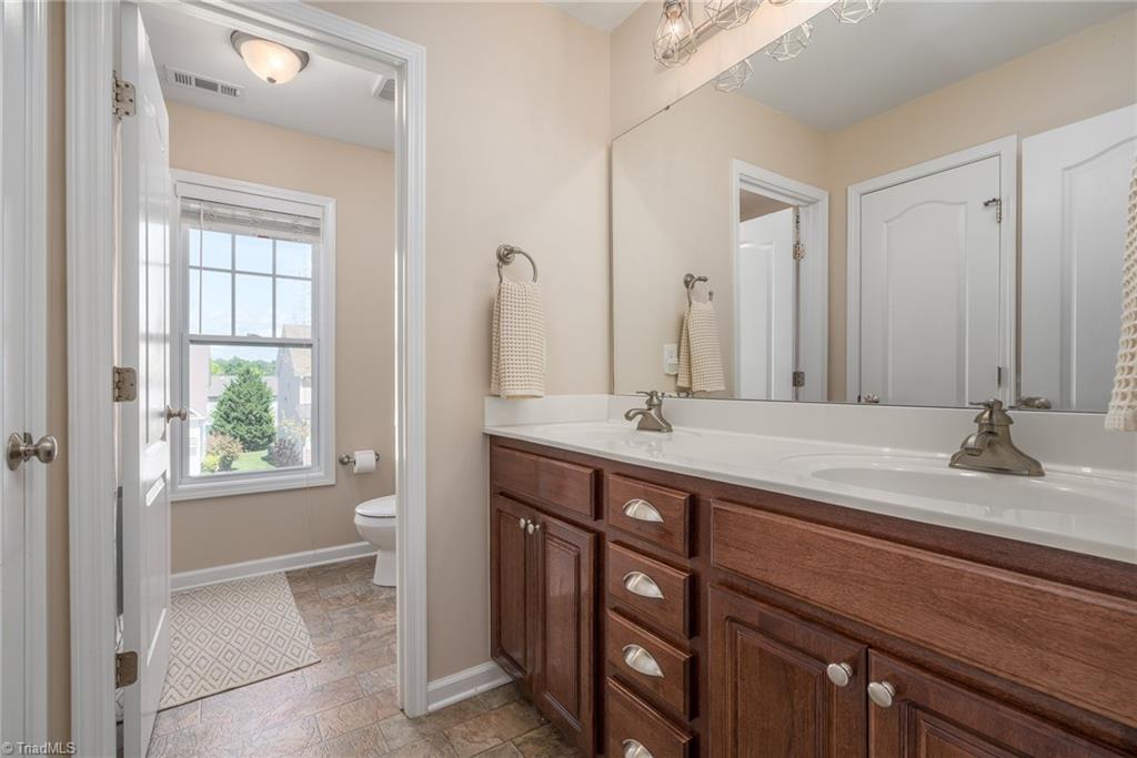 2014 Sinclair Trace, Burlington, North Carolina image 27