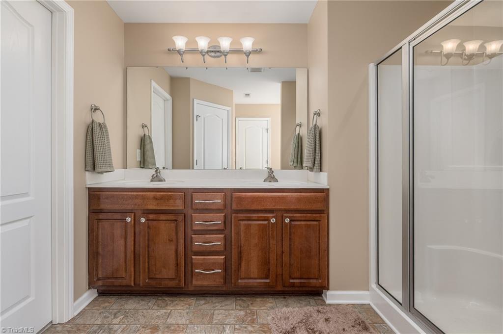 2014 Sinclair Trace, Burlington, North Carolina image 21