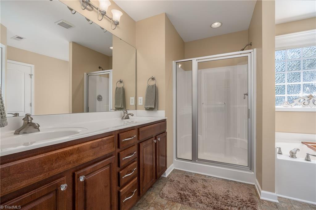2014 Sinclair Trace, Burlington, North Carolina image 20